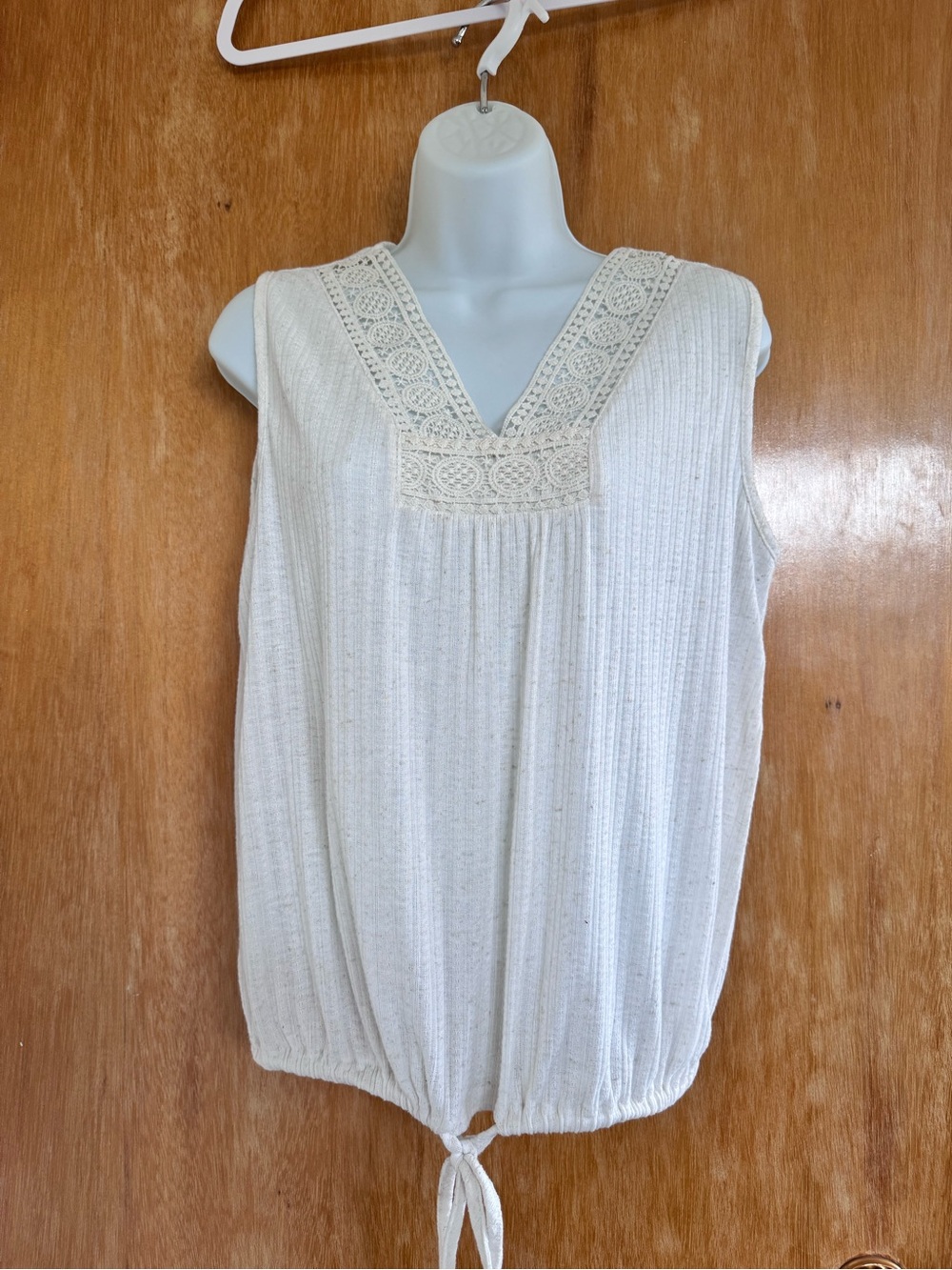 EARTHBOUND Cream Crochet-Trim V-Neck Sleeveless Top